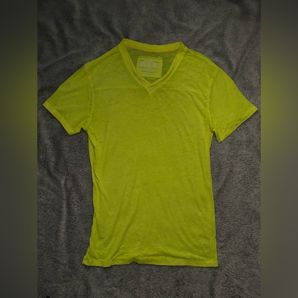 Buckle Black Neon Tee